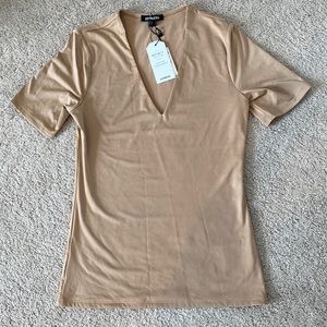 Tan V neck T-shirt